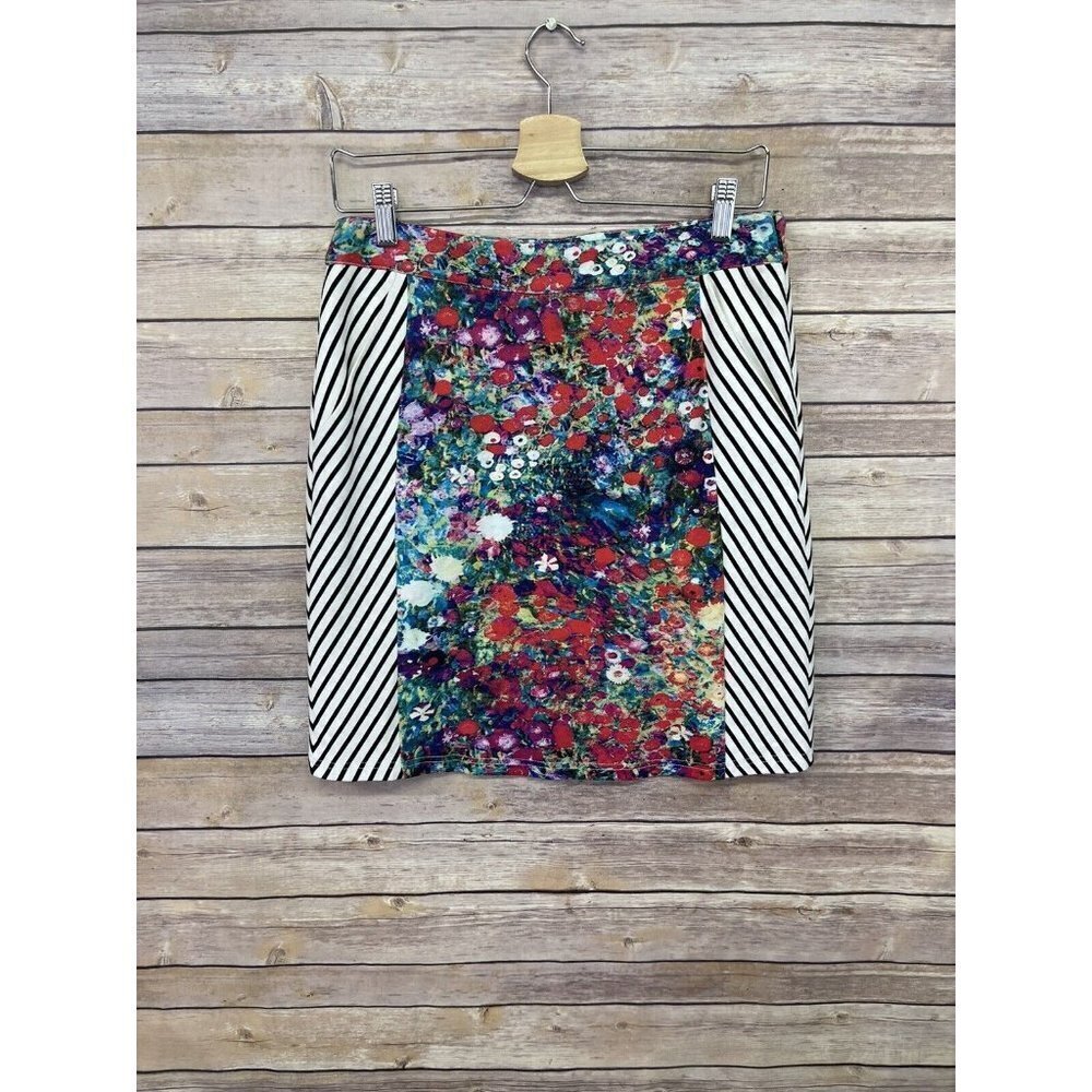 Anthropologie Tabitha Size 4 Spring Meadow Mixed Print Pencil Skirt Floral